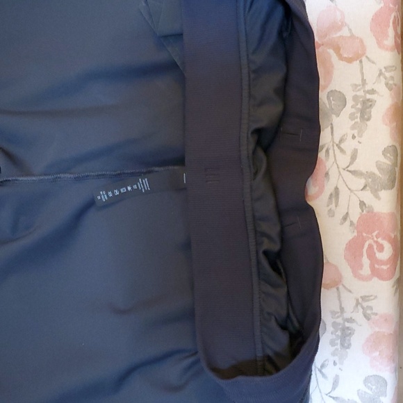 Lululemon casual fit pants, size M - Picture 11 of 11